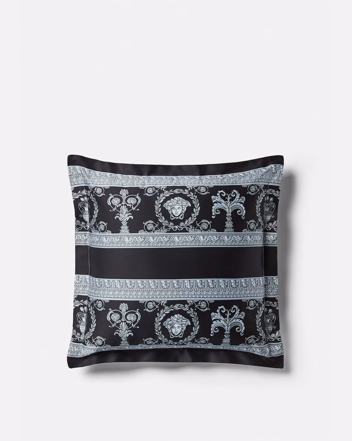 Versace I ♡ Baroque Double-Face Cushion 17.7