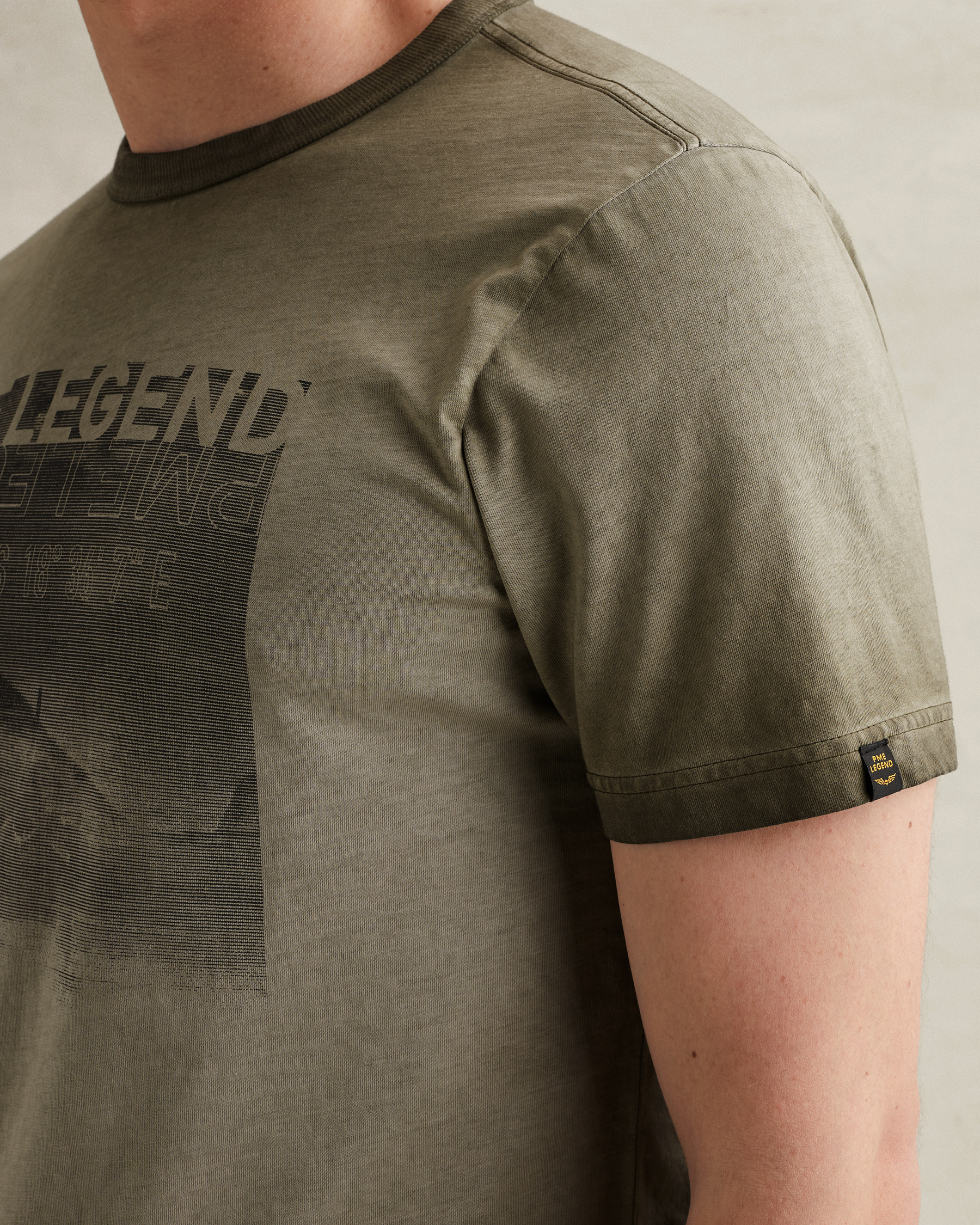 PME Legend T-shirt with artwork and cold-dye washx