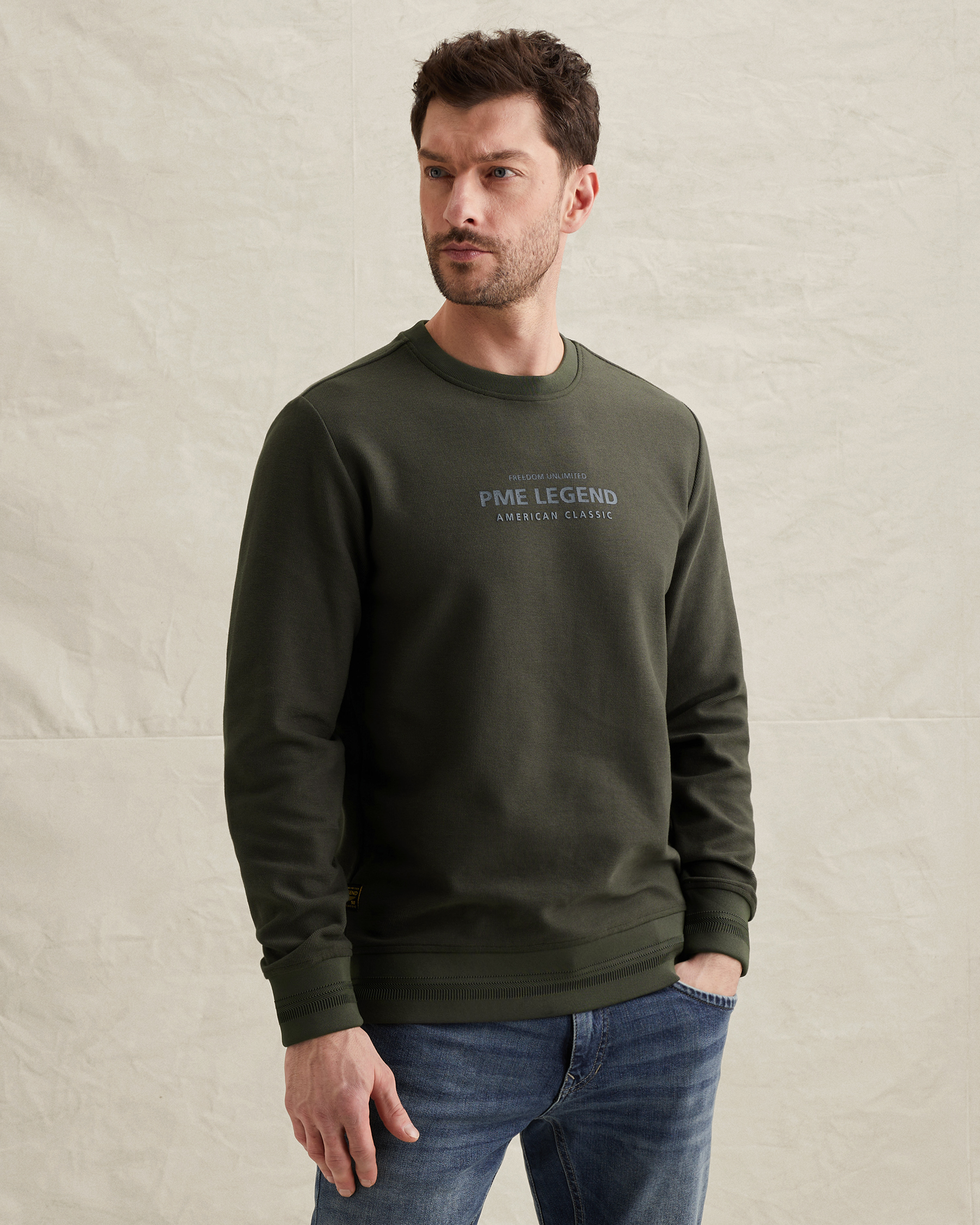 PME Legend Sweatshirt with artwork and ribbed collarx