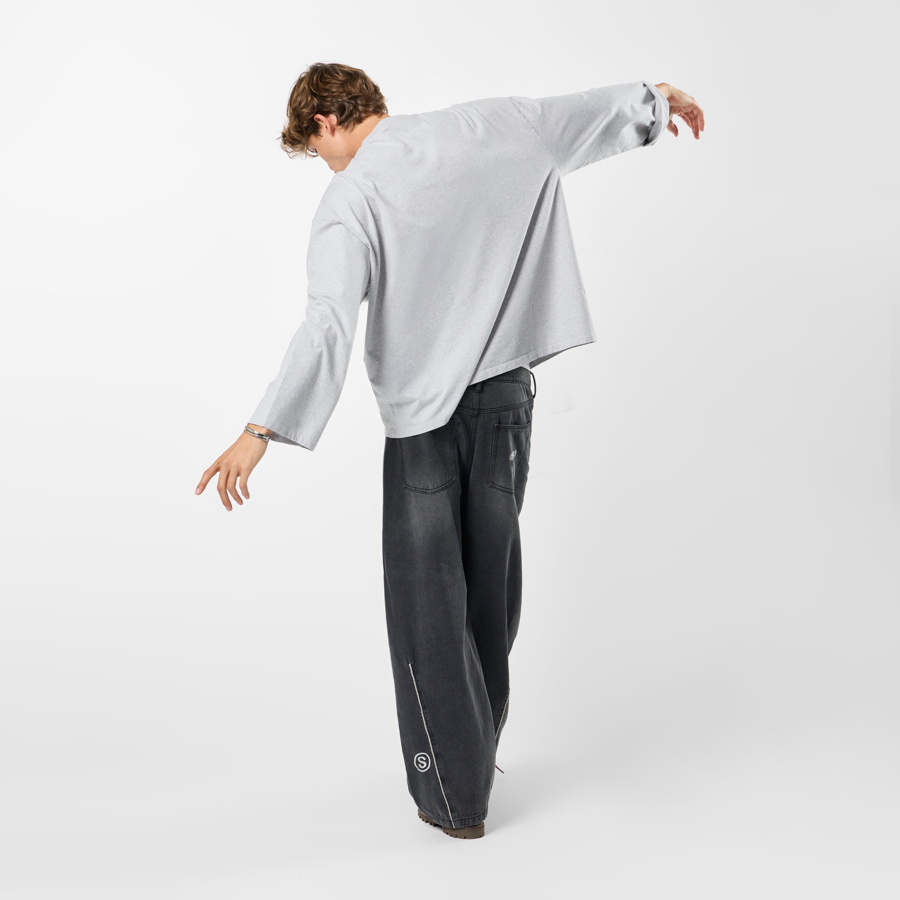 Suspicious Antwerp Fall / Core Longsleeve - Neutral Heather