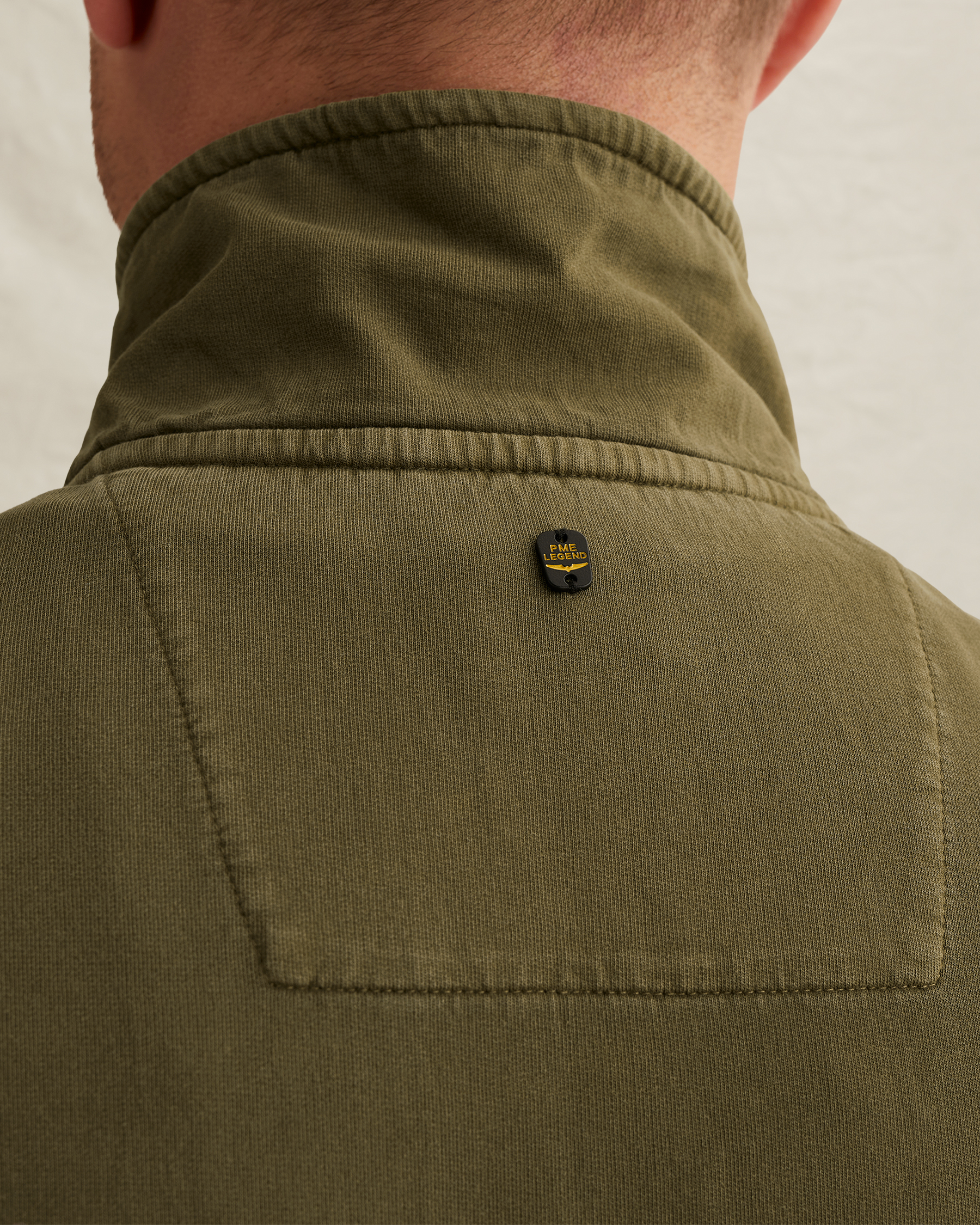 PME Legend Sweatshirt with stand-up collar and garment-dye washx