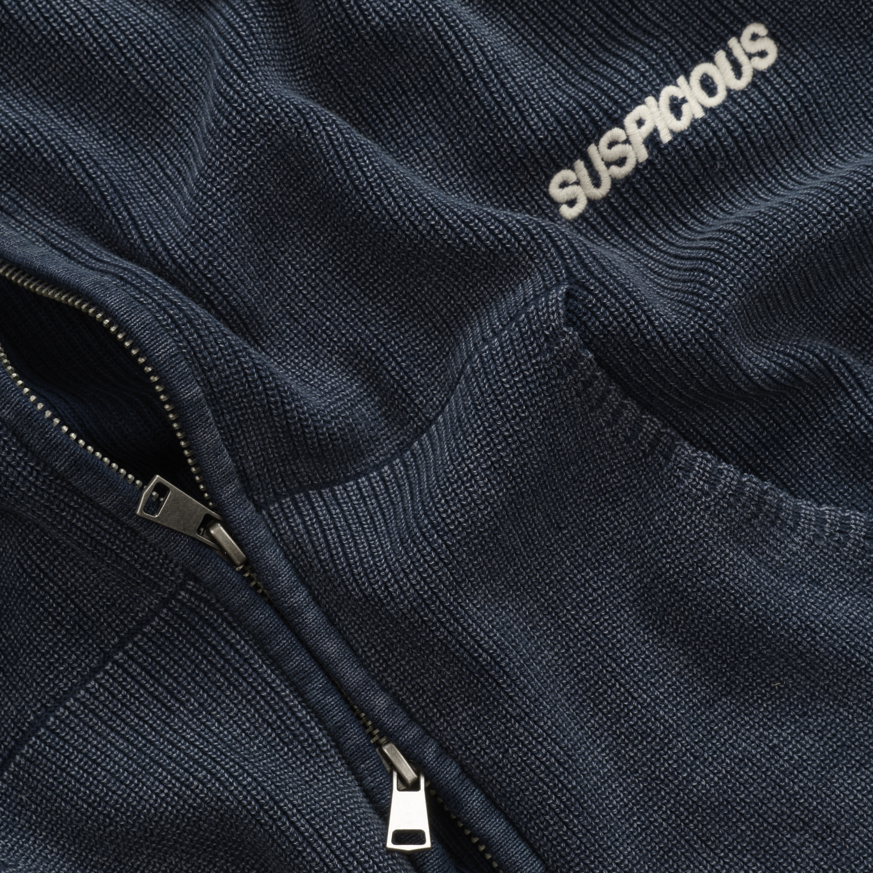 Suspicious Antwerp EoS / The Essentials Washed Zipped Knit - Nightfall
