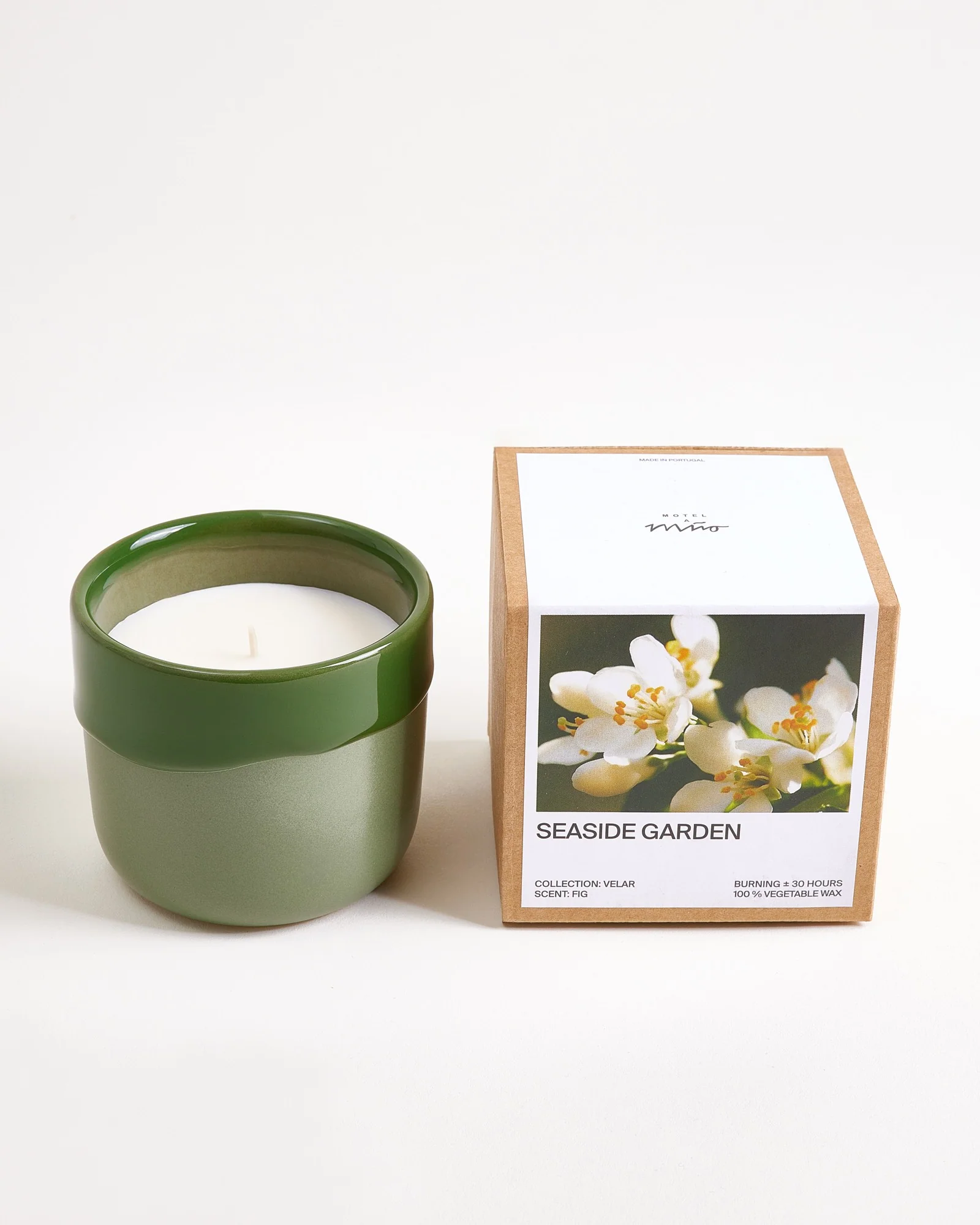 Velar Scented candle Seaside Garden Dark Green