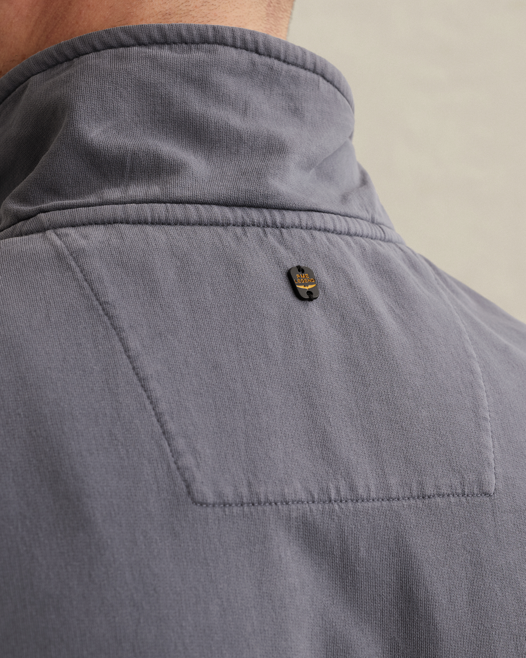 PME Legend Sweatshirt with stand-up collar and garment-dye washx