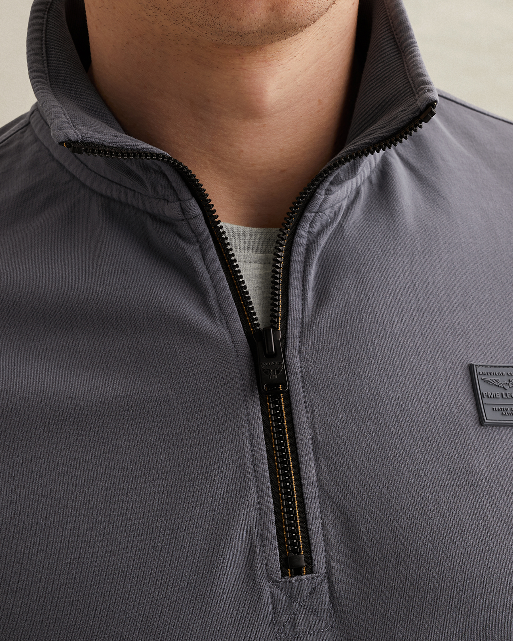 PME Legend Sweatshirt with stand-up collar and garment-dye washx