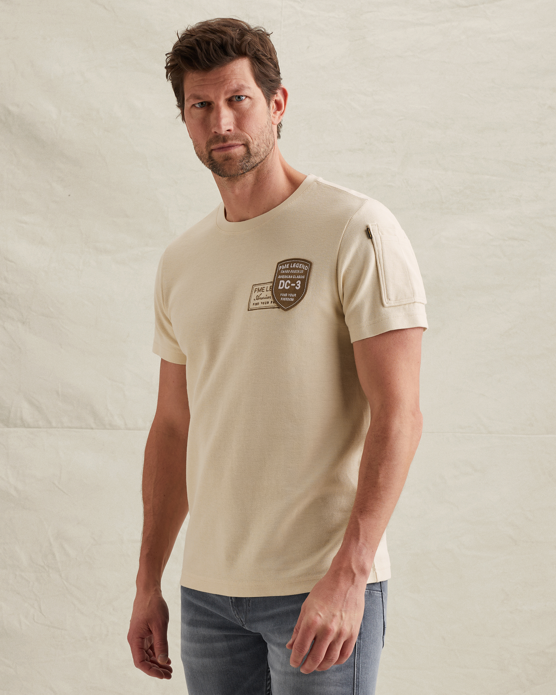PME Legend T-shirt with artwork and flight pocketx