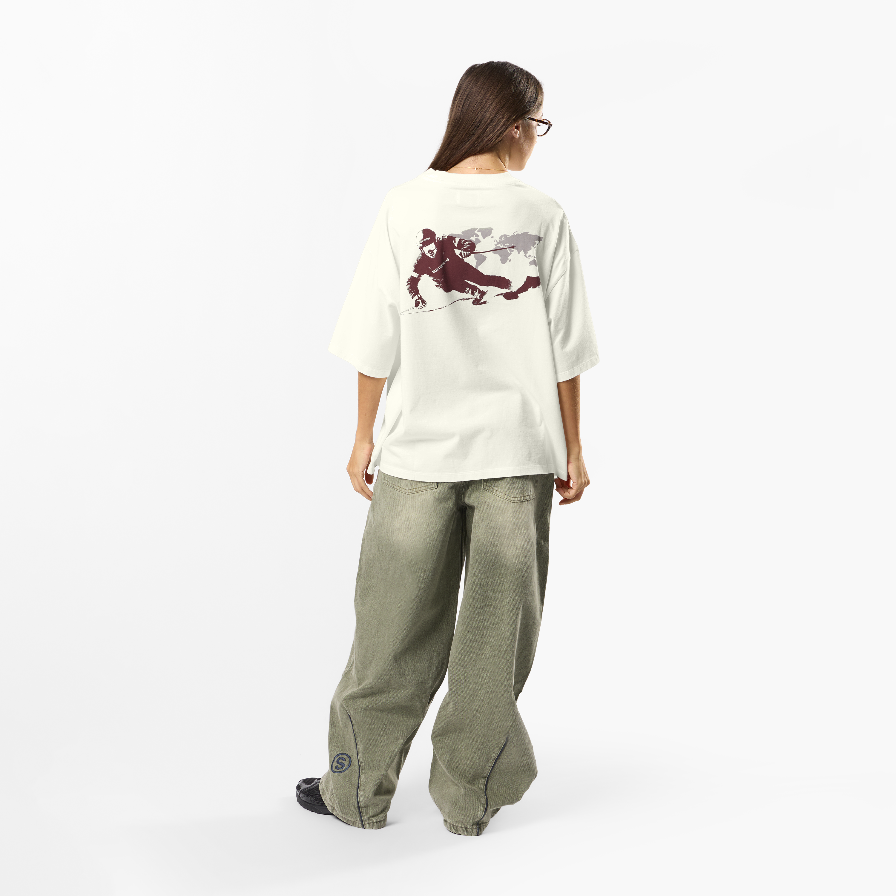 Suspicious Antwerp Winter3 / Race the map Tee - Natural