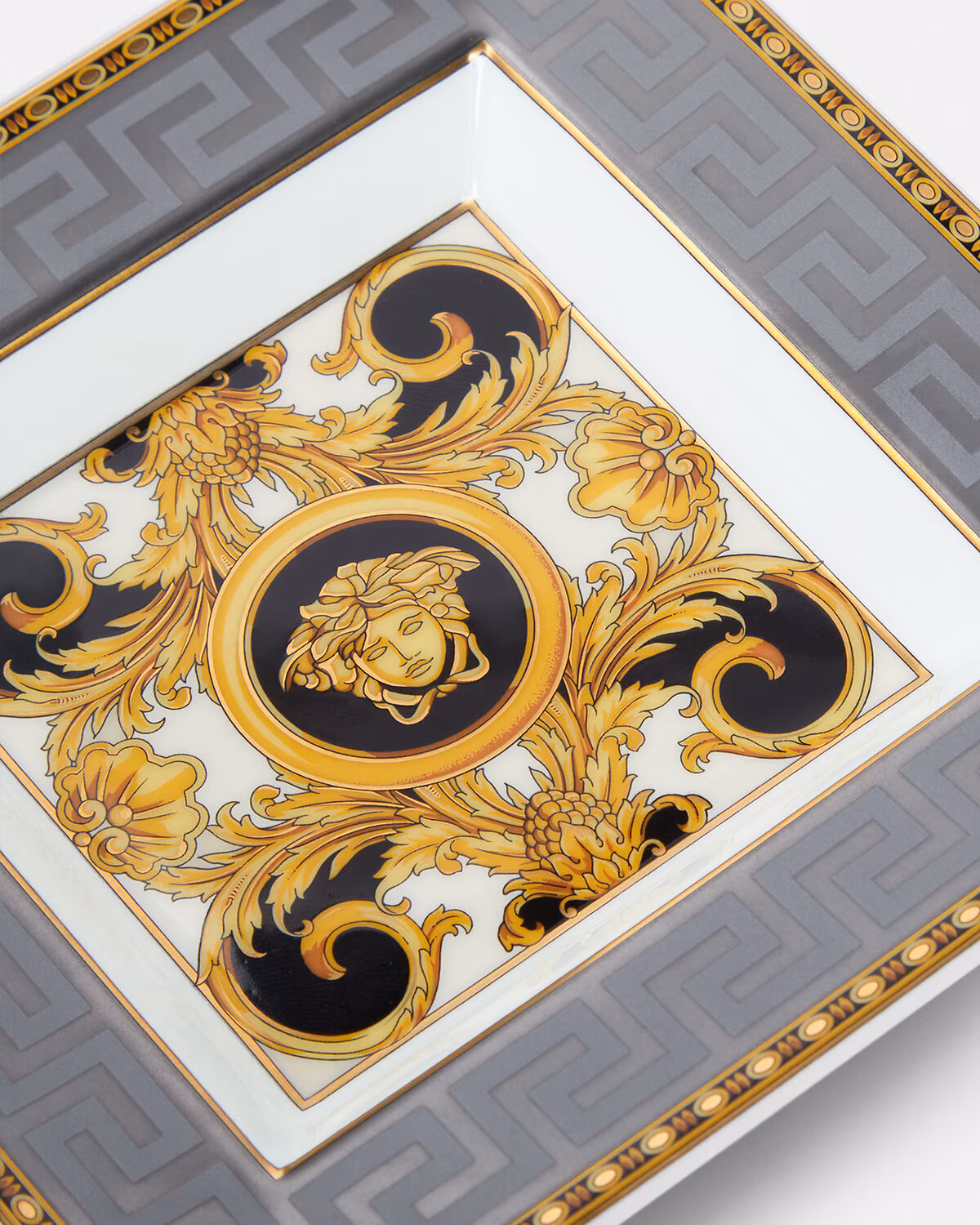 Versace Prestige Gala Square Plate 5.5