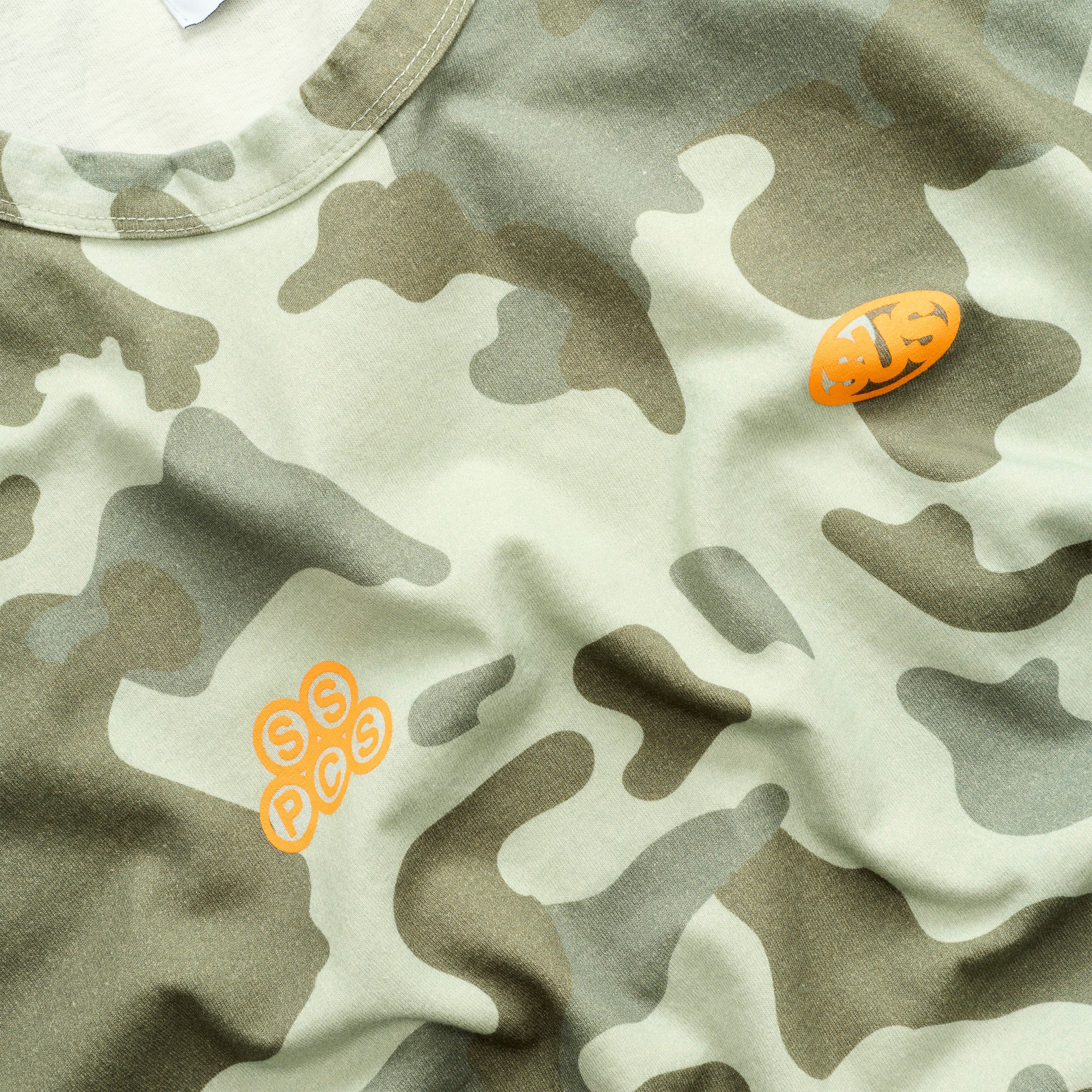 Suspicious Antwerp Fall / Camo Tee - Green