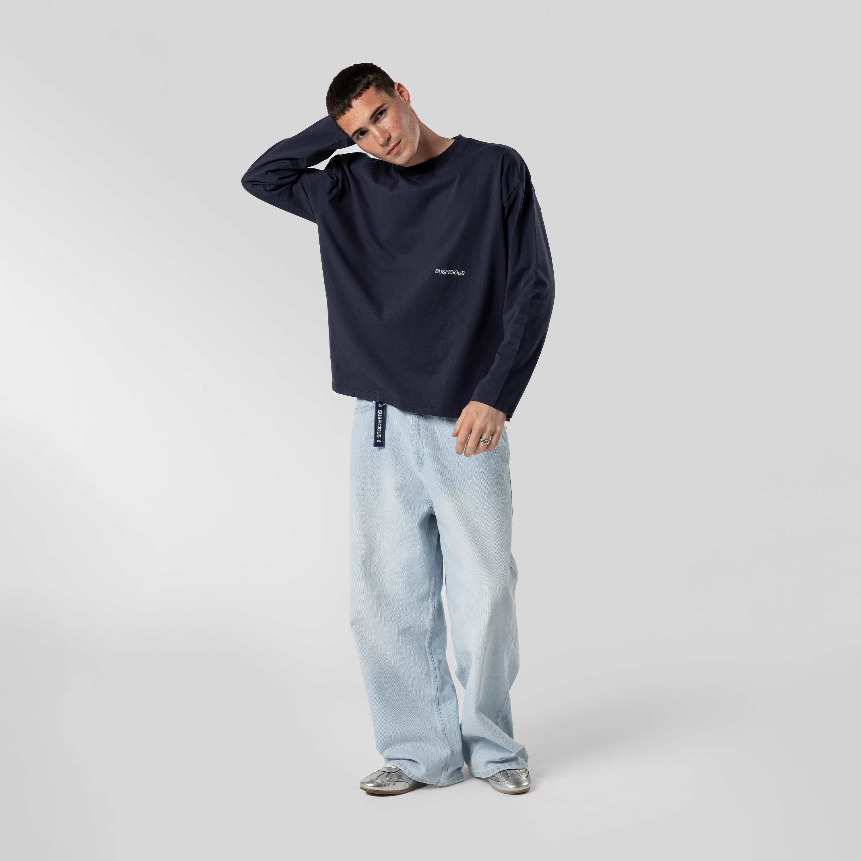 Suspicious Antwerp PL / Essentials Longsleeve - Nightfall